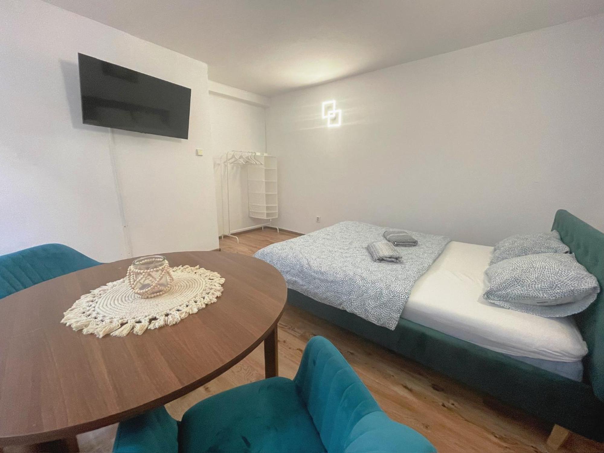 Central Apartment New Studio 科希策 外观 照片